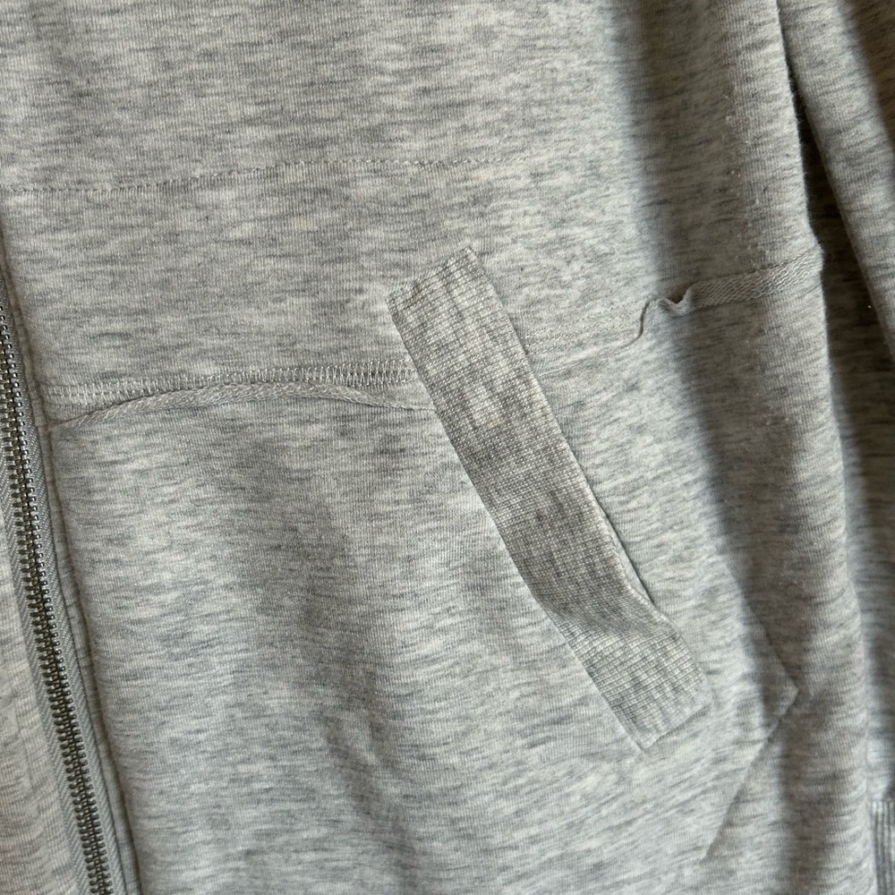 Cable & Gauge gray viscose blend kangaroo pocket hoodie size medium - Picture 2 of 12